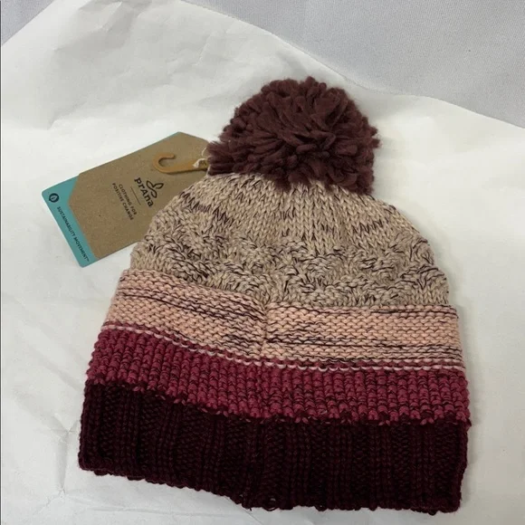 PranaKanin Beanie raisin one size fits all knitted tassel stocking hat